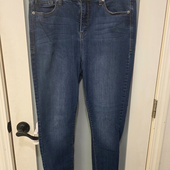 Torrid Premium Blue Skinny Jeans | Size 16R | Mid Wash Stretch Denim - Picture 6 of 15